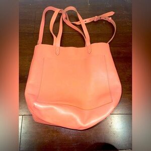 guc madewell medium transport tote in spiced rose Leather Tote adjustable strap